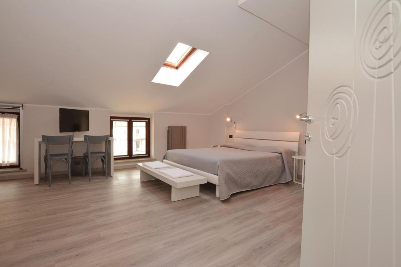 Hotel & Apartments " Perpoin " Saluzzo Kültér fotó
