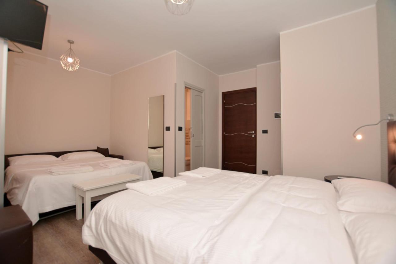 Hotel & Apartments " Perpoin " Saluzzo Kültér fotó