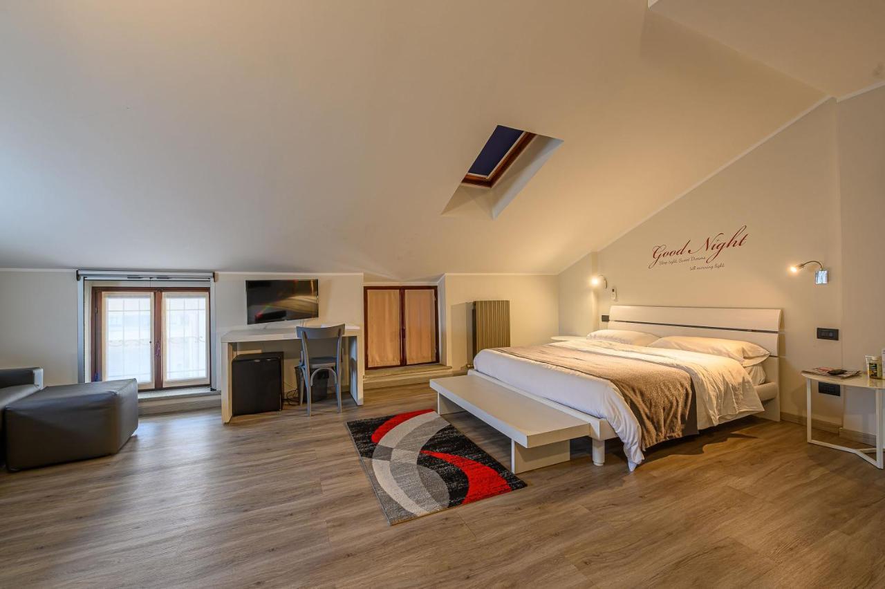 Hotel & Apartments " Perpoin " Saluzzo Kültér fotó